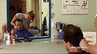 The S. reccomend head gets seduced hairdresser